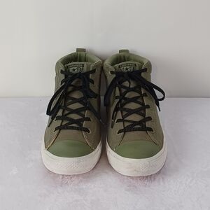 Converse Unisex Chuck Taylor Canvas Sneakers